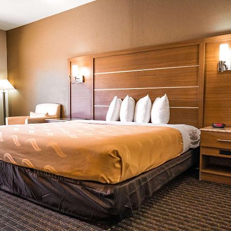 Quality Inn & Suites Near Six Flags - Austell Zewnętrze zdjęcie
