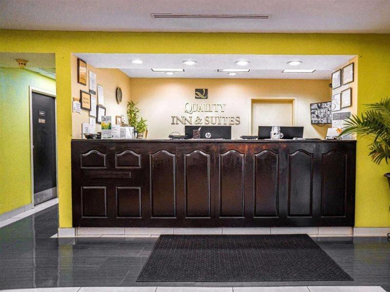 Quality Inn & Suites Near Six Flags - Austell Zewnętrze zdjęcie