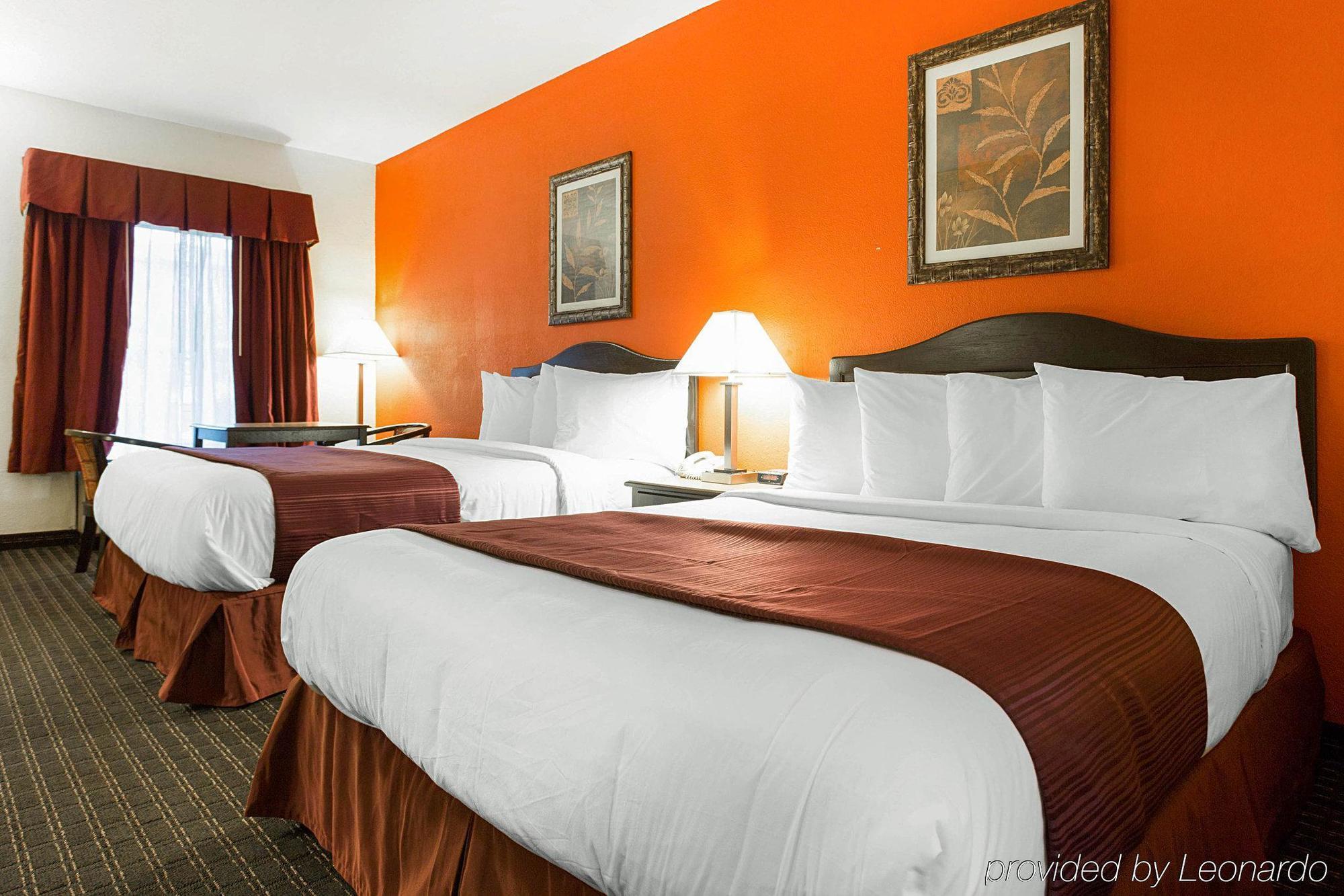 Quality Inn & Suites Near Six Flags - Austell Zewnętrze zdjęcie