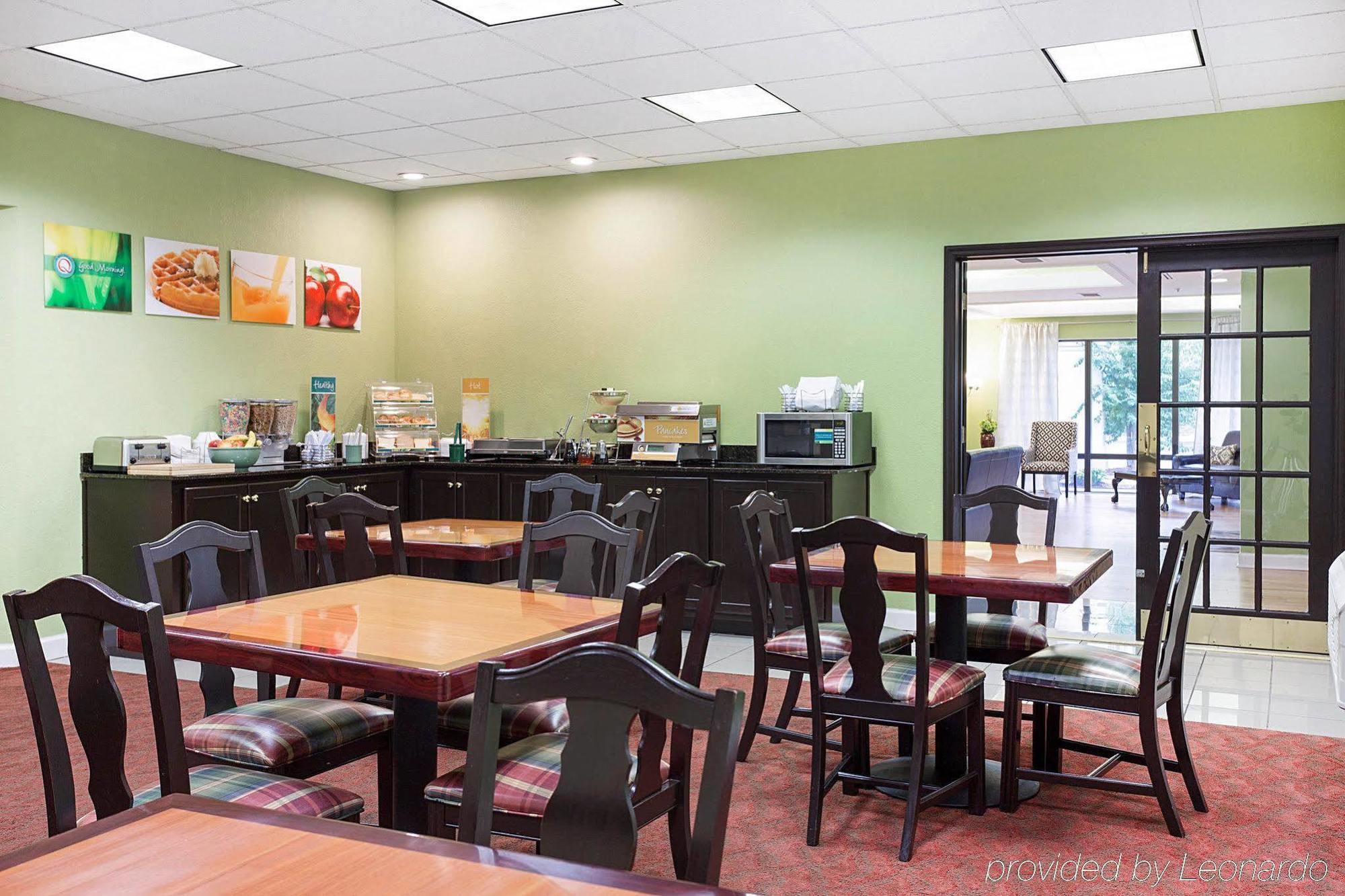 Quality Inn & Suites Near Six Flags - Austell Zewnętrze zdjęcie